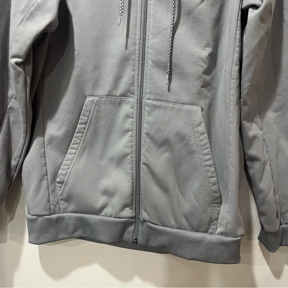 Adidas ClimaWarm Men’s Gray Full Zip Hoodie Jacket Size Large Basketball‎ Club
